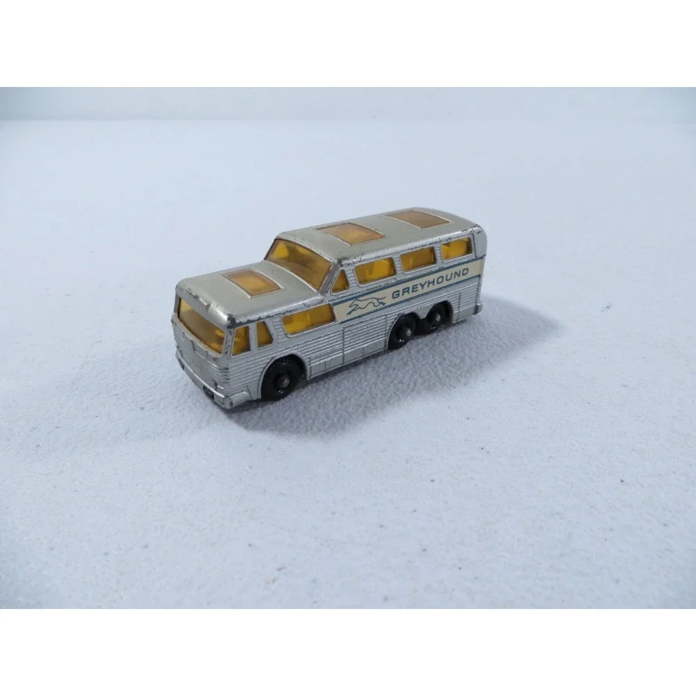 Vintage Matchbox Series No. 66 Greyhound Coach‎ Silver Lesney England